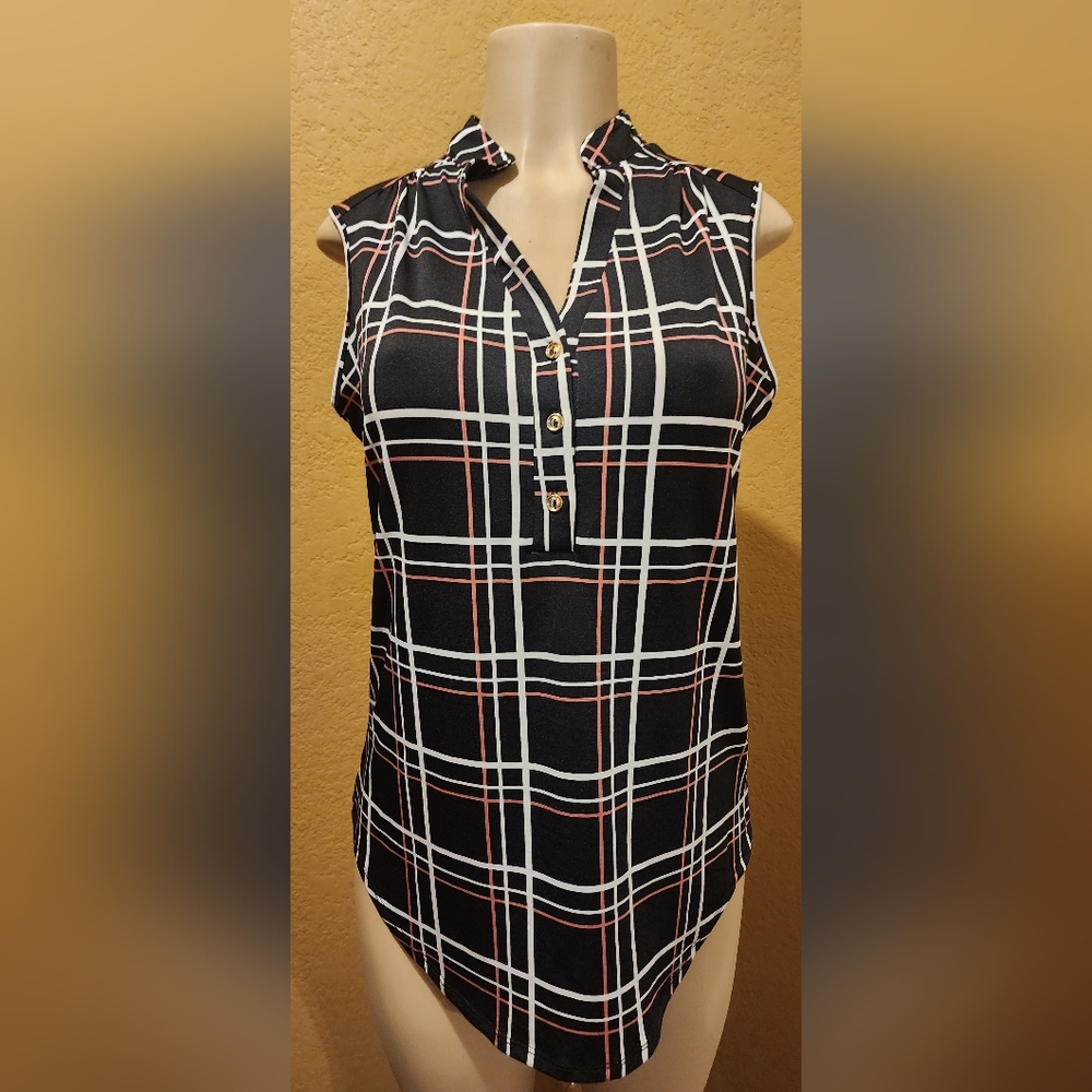 PerSeption Concept v neck sleeveless top